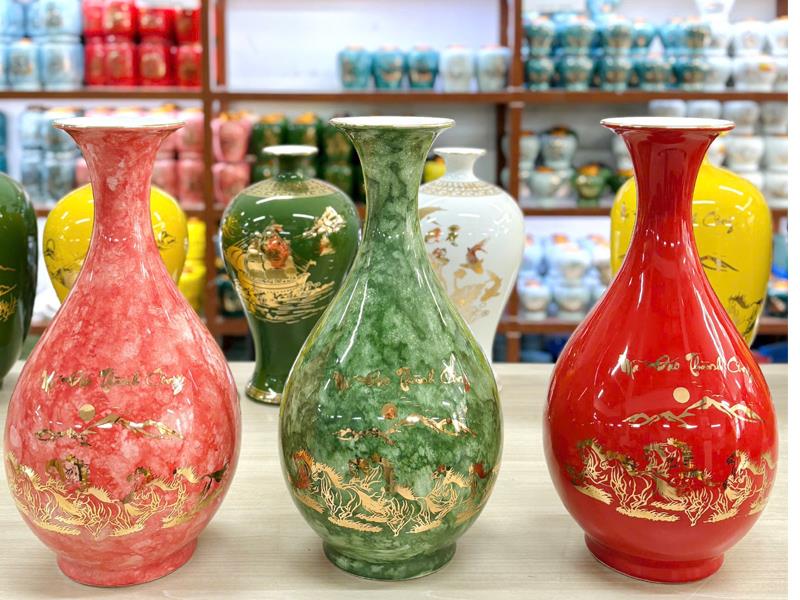 Lọ hoa dáng Tì Bà Bát Tràng men đá